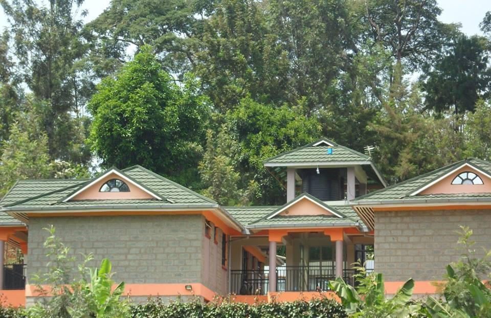 Kuniville Guest House 니에리 외부 사진