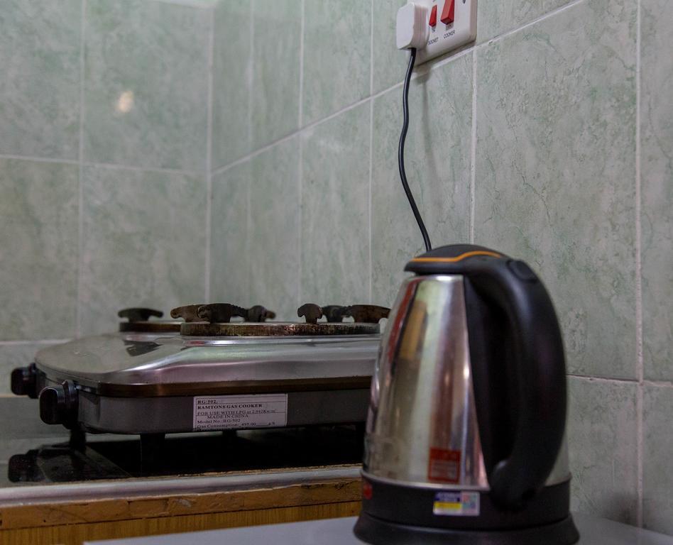 Kuniville Guest House 니에리 외부 사진