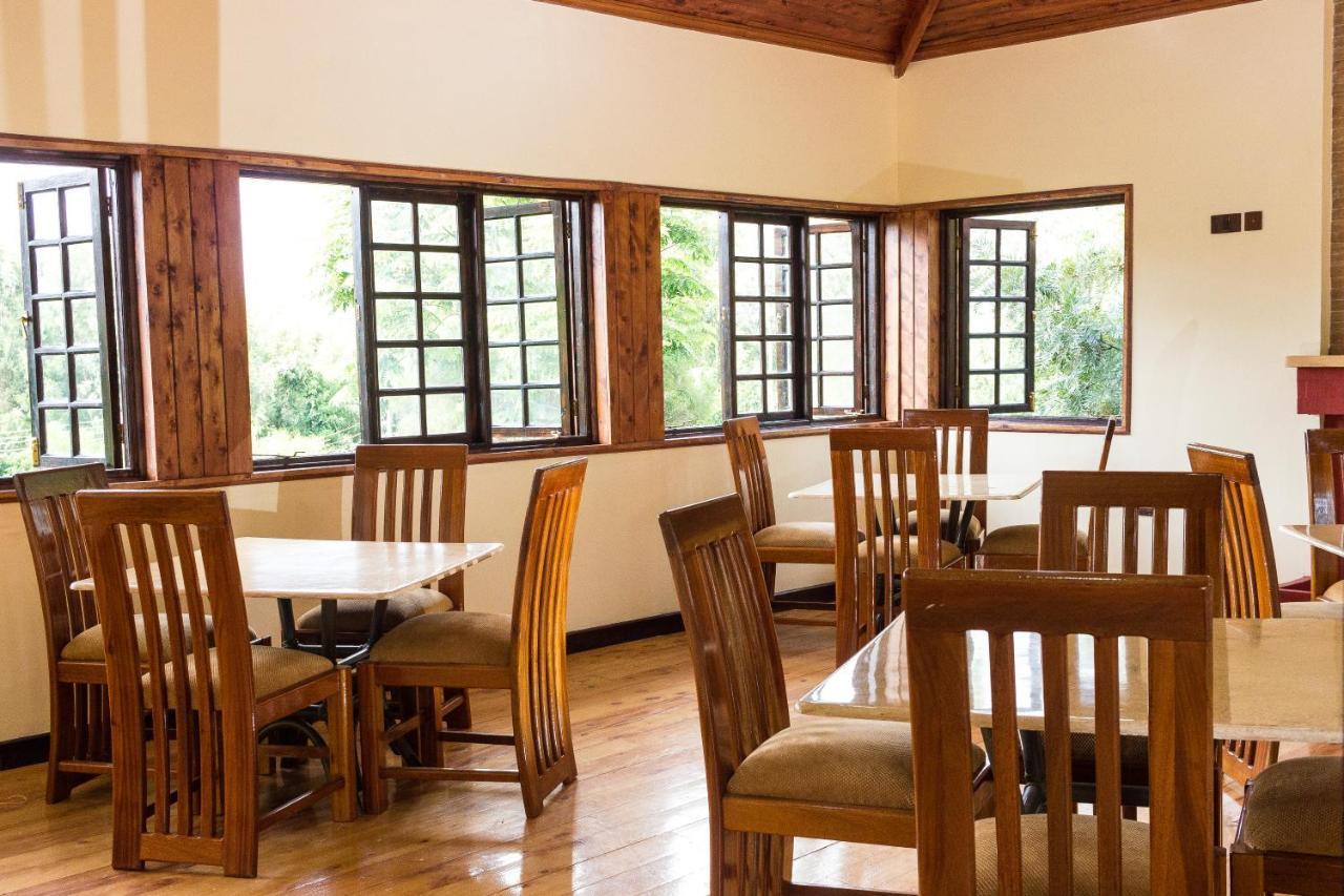 Kuniville Guest House 니에리 외부 사진