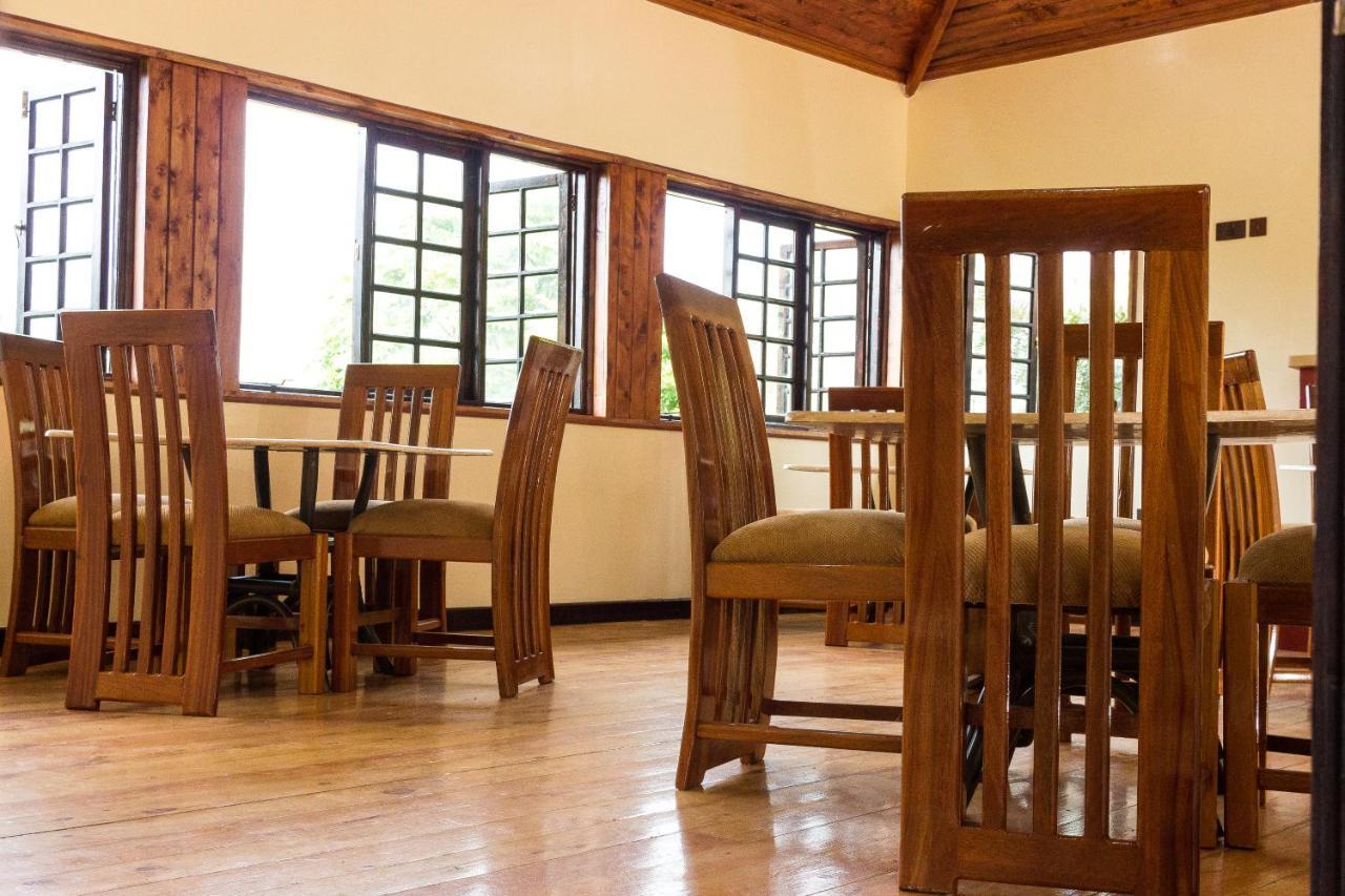 Kuniville Guest House 니에리 외부 사진